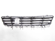 Решетка радиатора центральная нижняя 1400304 24460271 Опель Астра H - ДЕФЕКТ сломан 1 крепеж - TYC