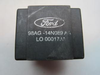 Реле 98AG14N089AA L0 G1UHW Форд Фокус 1 реле стеклоочистителей, дворников - Черное, - БУ