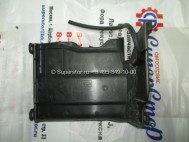 Площадка под АКБ Фрилендер 2 - Передняя панель на Корпус крепления аккумулятора LR006113, - БУ