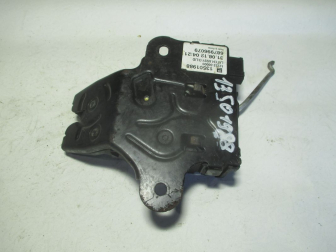 Замок крышки багажника 13501988 13513995 Авео Т300 Круз Кобальт Астра J кузов Седан - БУ