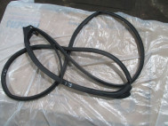 Уплотнитель двери 828311KA0A задней левой Ниссан Жук F15 с 10 по 14г - БУ