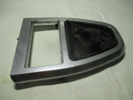 Накладка декоративная кулисы с чехлом LR005980 6H52F6988AE8MVM Фрилендер 2 с 2007 по 2014 г, - БУ