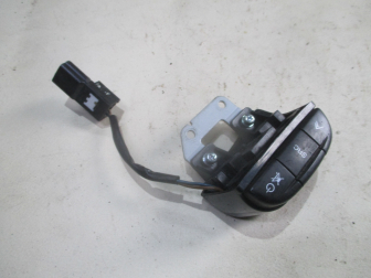 Переключатель рулевого колеса управление магнитолой 96392589 Шевроле Реззо Дэу Такума L228 - БУ