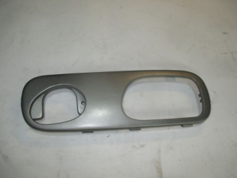 Накладка ручки двери задней правой внутренняя 96446389 Шевроле Реззо Дэу Такума - Серая, - БУ