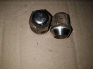 Гайка колесная Шевроле Авео Т200-250-255 Каптива БМВ 94837389 4803304 Хромированная, - БУ-2