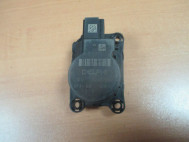 Мотор привода заслонки отопителя салона 52437251 Шевроле Орландо Круз Астра J - БУ СО-51