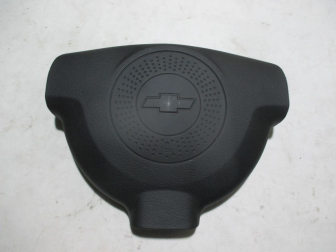 Крышка рулевого колеса 96399589 Шевроле Авео Т200 на 3-ри спици с эмблемой Шевроле - КРЕСТ, - GM