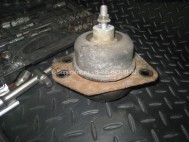 Подушка двигателя правая Шевроле Лачетти 1,8 литра 96550227 гидроподушка передняя правая, - БУ