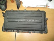 Корпус воздушного фильтра VW Поло, Фабия, Шкода, Сеат - Крышка верхняя 036129611CD, - БУ