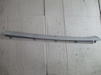 Накладка порога внутренняя передняя правая 98ABA13200EFW RH-2 A715M Форд Фокус 1, - БУ