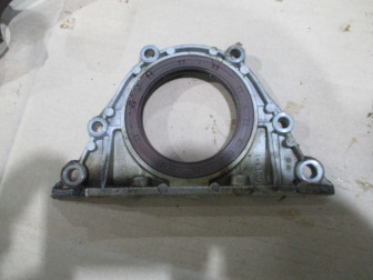 Крышка коленвала задняя 94580095 25187601 Шевроле Спарк М300 1,0 литра Дэу Матиз 0,8 литра, - БУ-2