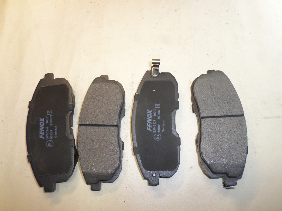 Колодки передние 5581079J10 5581080J00 BP43137 NISSAN JUKE MAXIMA