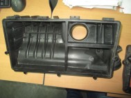 Корпус воздушного фильтра VW Поло, Фабия, Шкода, Сеат - Корпус нижний 036129611CD, - БУ