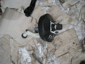 Бачок цилиндра тормозного Главного Форд Фиеста, 1477198 , - БУ Праворукий