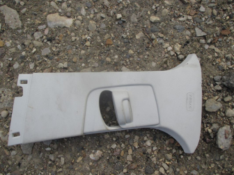 Облицовка стойки средней верхняя левая CV6Z5403599BA CM51A24583AAW Форд Фокус 3, - БУ Белая S-45