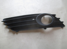 Заглушка ПТФ Опель Астра H правая 1400409 13126026 1400306 13225765, - БУ 