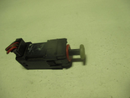 Датчик стоп-сигнала включения задних фонарей 13178792 6240328 6240180 55701395 Опель Астра H - БУ