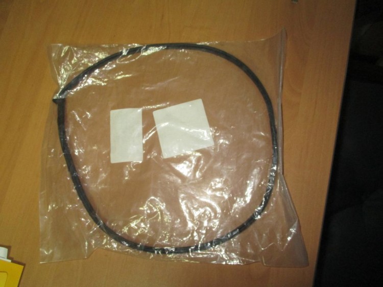 Стекло лобовое Тойота Камри - Молдинг верхний 5611752040, : купить, цена