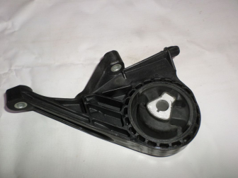 Подушка двигателя передняя 13248493 J2 Шевроле Круз Опель Астра J с АКПП 1,6-1,8 литра, - GM