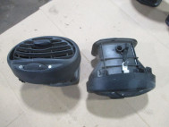 Дефлектор воздушный торпеды боковой 1062279 98AB19839AKW Форд Фокус 1 левое или правое, - БУ