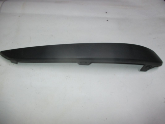Молдинг бампера переднего правый 1400768 13121996 1400737 13121994 Опель Астра H - не крашенный - БУ