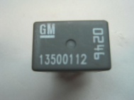 Реле 13500112, 0246 Chevrolet Malibu Orlando Opel Insignia многофункциональное Cерое, - БУ