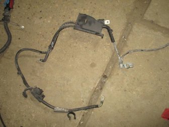 Провод на АКБ плюсовой Форд Фокус 2 Zetec-S 1,6 литра 100лc 1375694, 1437366, 1453543, - БУ