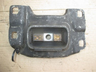 Подушка двигателя левая AV617M121BB Форд Фокус 3 1684927 1690298 AV6Z6068A с АКПП - БУ-2