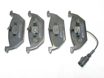 Колодки передние 1J0698151D Ауди A2, A3, Поло Гольф 4-5 с датчиком износа для дисковых тор, - Remsa