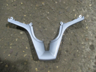 Накладка рулевого колеса нижняя 13297407 2426406 Авео Т300 Круз Орландо - Серебро есть ЦАРАПИНА - БУ