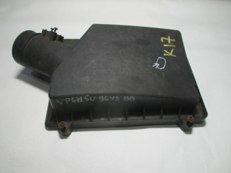 Крышка корпуса воздушного фильтра LR006073 VP6H5U9643BB 6G929600BF Фрилендер 2 - ТРЕЩИНЫ - БУ