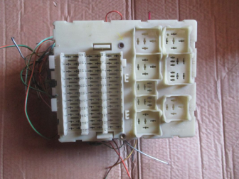 Блок предохранителей салонный 3S4T14A073SB 91190 Форд Фокус 1 Split Port 2,0 литра -  БУ