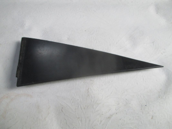 Накладка двери задней правой наружняя 95238096 96624095 96624096 Шевроле Каптива треугольн K15  - БУ