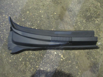 Панель под ветровым стеклом правая 95023018 95173822 95967374 Шевроле Круз - Sat