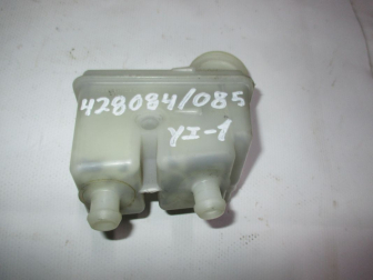 Бачок цилиндра тормозного Главного 96418840 96418842 428084/085 Шевроле Лачетти ВСЕ -БЕЗ крышки - БУ