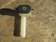 Горловина бачка омывателя 2M518K528AD Форд Фокус 1 на 1,4-2,0 литра, - БУ