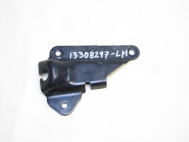 Кронштейн троса ручника левый 13308297 Chevrolet Cruze, - БУ