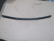 Уплотнитель капота 658101KA0A передний Nissan Juke F15 с 2010-2015г - БУ