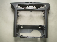 Накладка центральной консоли магнитолы и печки 331985437 13141092 13141086 Опель Астра H- Серая - БУ