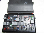 Блок предохранителей 95938113-01 8113 моторный Шевроле Круз Орландо Опель Астра J - №5,6,7,8,9, - GM