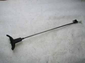 Трос лючка бензобака и накладка замка штока 13111599, 13202396, 315242409 Опель Астра H, - БУ