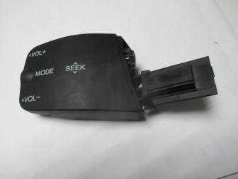 Переключатель подрулевой Форд Фокус 2 левый 3M5T14K147AD аудиосистемы 1223167, 1318961, - БУ